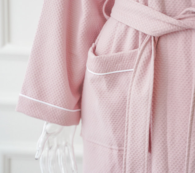 Classic 100% Cotton Woven Waffle Robe with Contrast White Piping – Luxury Hotel Supplier
