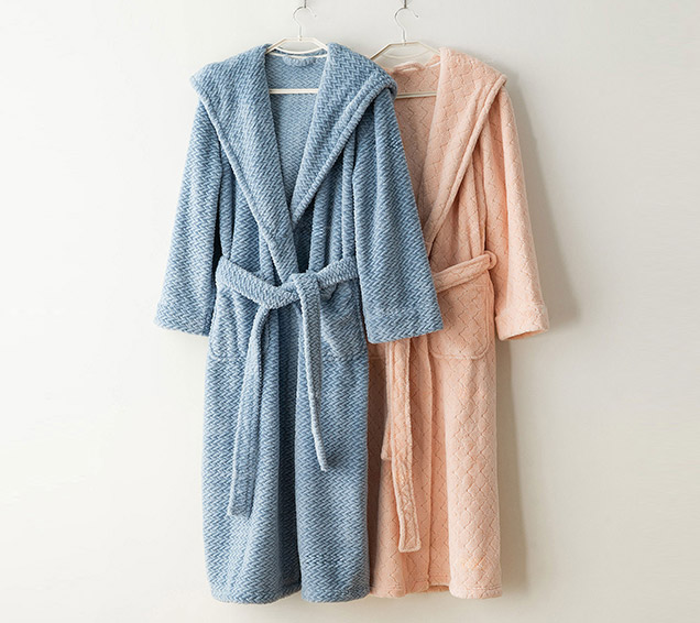 A/B Yarns Flannel Jacquard Hooded Robe with Double-Layered Hood – B2B Wholesale