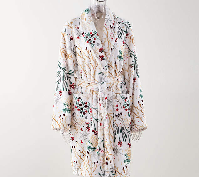 3-Piece Christmas Flannel Robe Set with Engineered Foil Print – Includes Slippers & Drawstring Bag