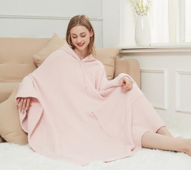Solid Heavy-Weight Feather Yarn Hooded Blanket with Metallic Aglets – Factory Direct