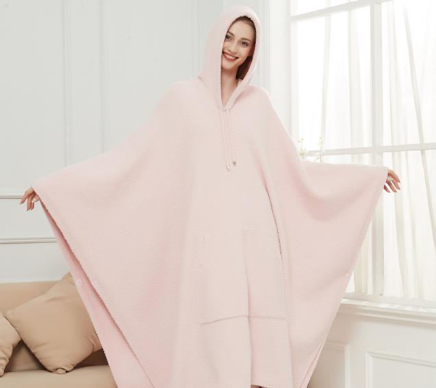 Solid Heavy-Weight Feather Yarn Hooded Blanket with Metallic Aglets – Factory Direct