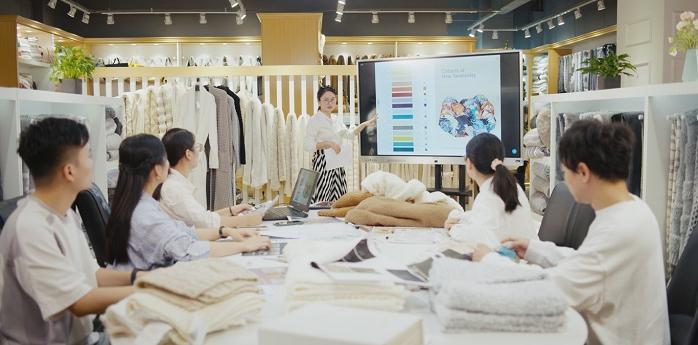 Trend & Concept Discovery